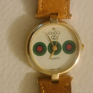 Gucci watch for woman